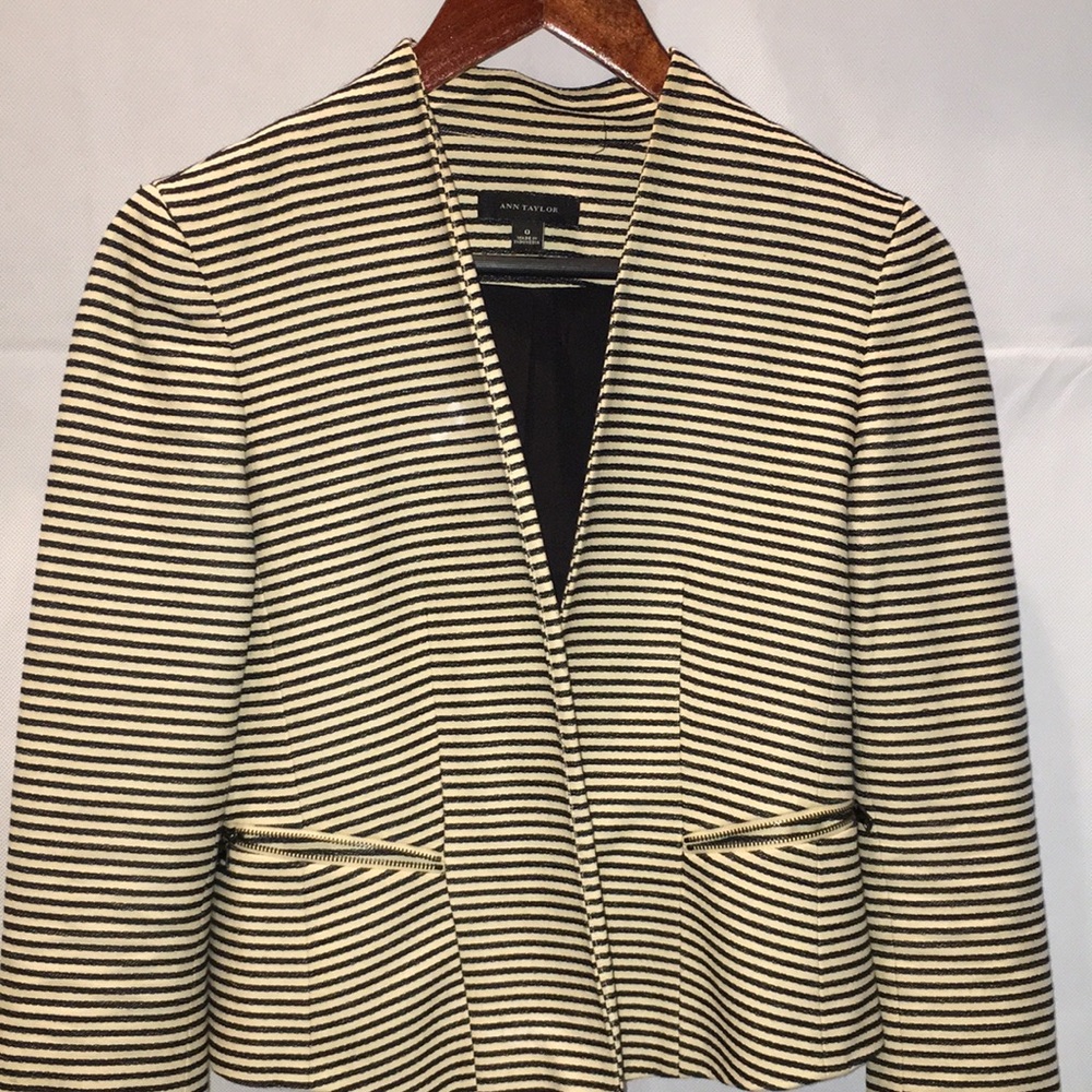 Ann Taylor Striped Open-Front Knit Blazer | Black & Ivory | Size 0